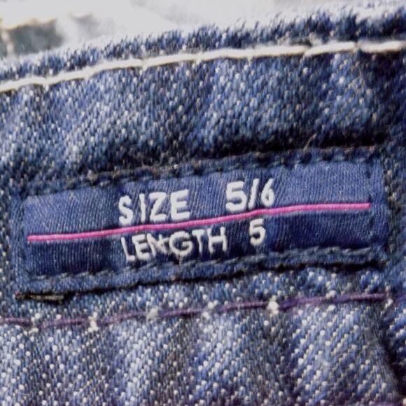 Vigoss Denim Shorts 5/6 Distressed Embroidery Dark Wash Capsule (BUNDLE PRICE $6 - Picture 4 of 10